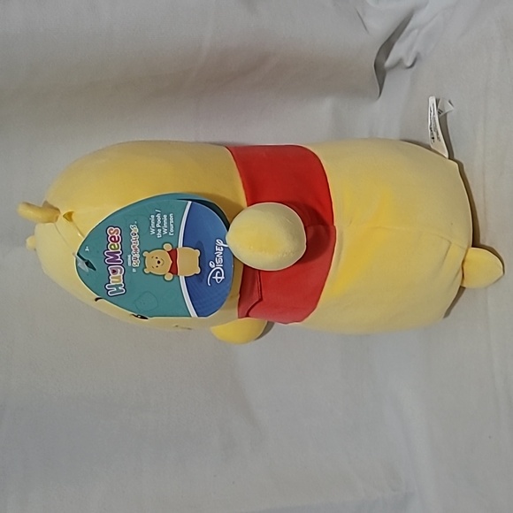 ‼️FINAL SALE‼️💛❤️Winnie the Pooh Hugmees by Squishmallows - Picture 2 of 4